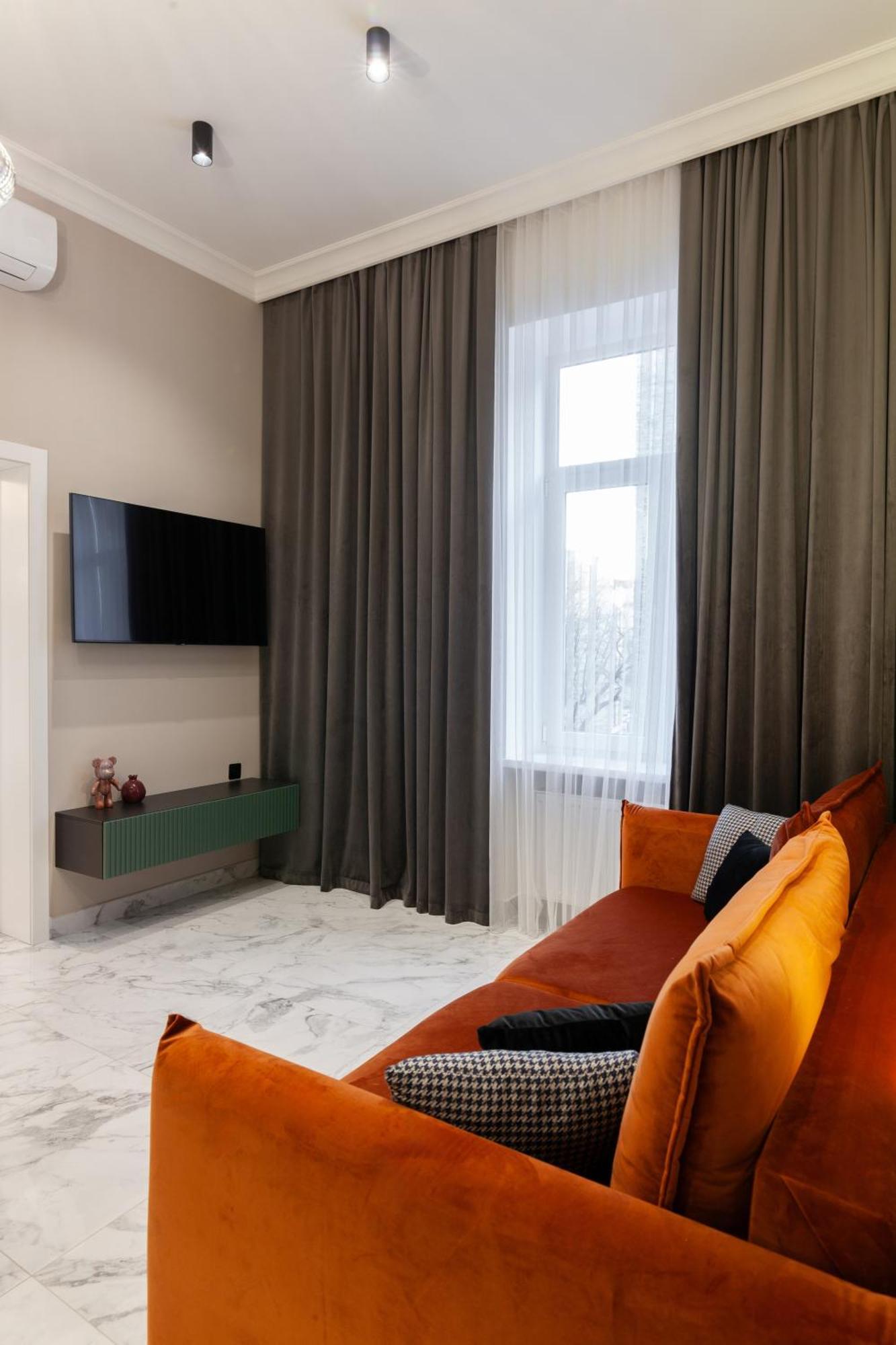Leogrand Apartments On Franka 35 Lviv Kültér fotó