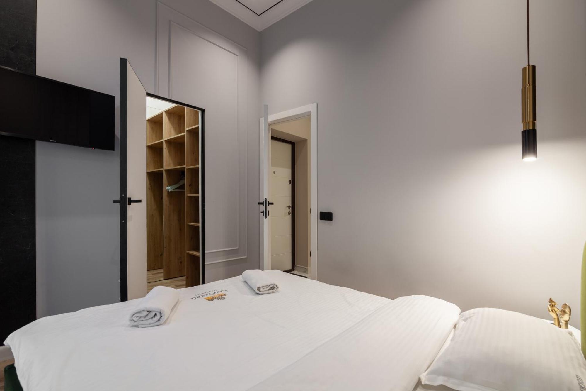 Leogrand Apartments On Franka 35 Lviv Kültér fotó